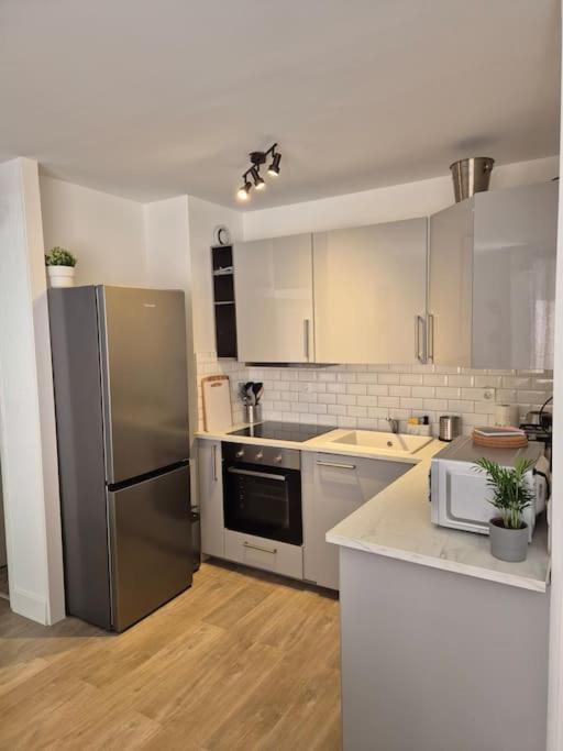 Appartement T2 - Hyeres Gare Exterior foto