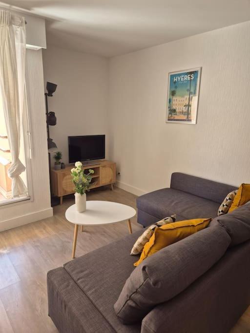 Appartement T2 - Hyeres Gare Exterior foto
